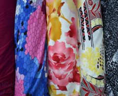 Ткань Вискоза набивная (Вискоза 92%, лайкра 8%) 210-220гр, рулон(шир 180см)