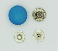 Кнопка с пластиковой шляпкой в Новосибирске